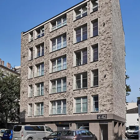 Househost Apartament: Ul. Miodowa 42/42b Krasków